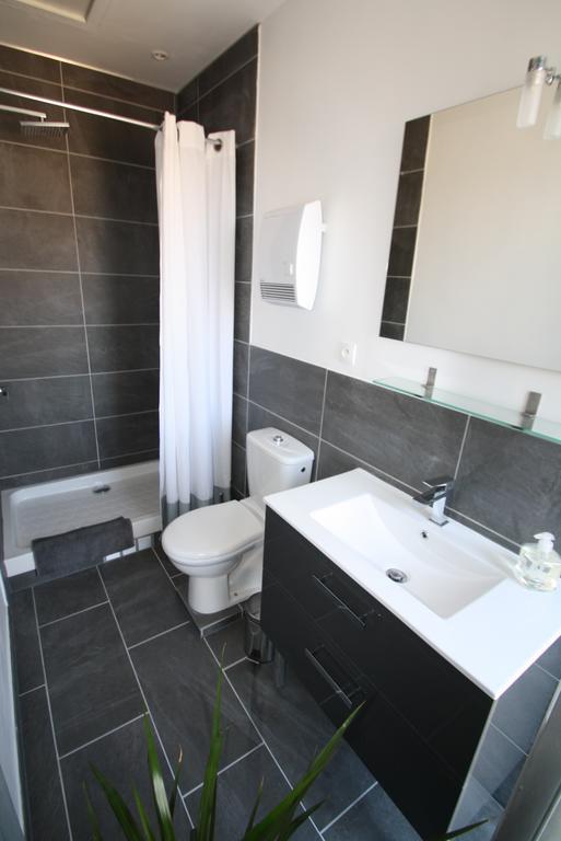 La Montagute Thezan-des-Corbieres Room photo
